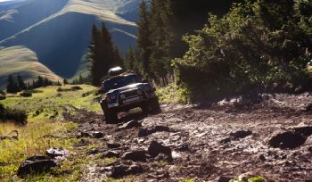  Off-Roading Adventures: Exploring the Thrill of the Wild
