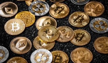  Cryptocurrencies: Exploring Digital Money and Decentralized Finance