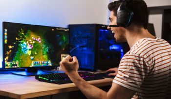  Gaming Technology: Advances and Immersive Experiences